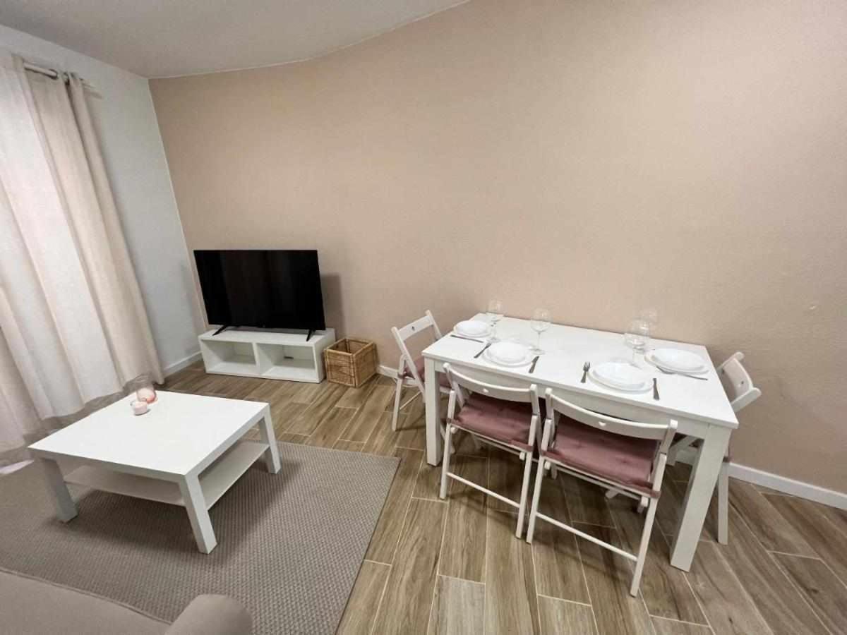 Apartamenticos Libertad I Zaragoza Exterior photo