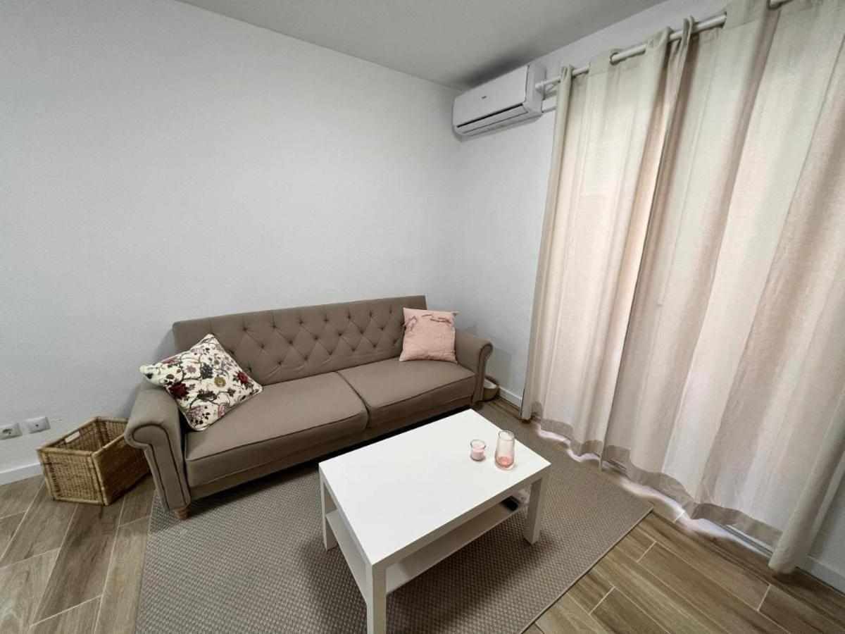 Apartamenticos Libertad I Zaragoza Exterior photo